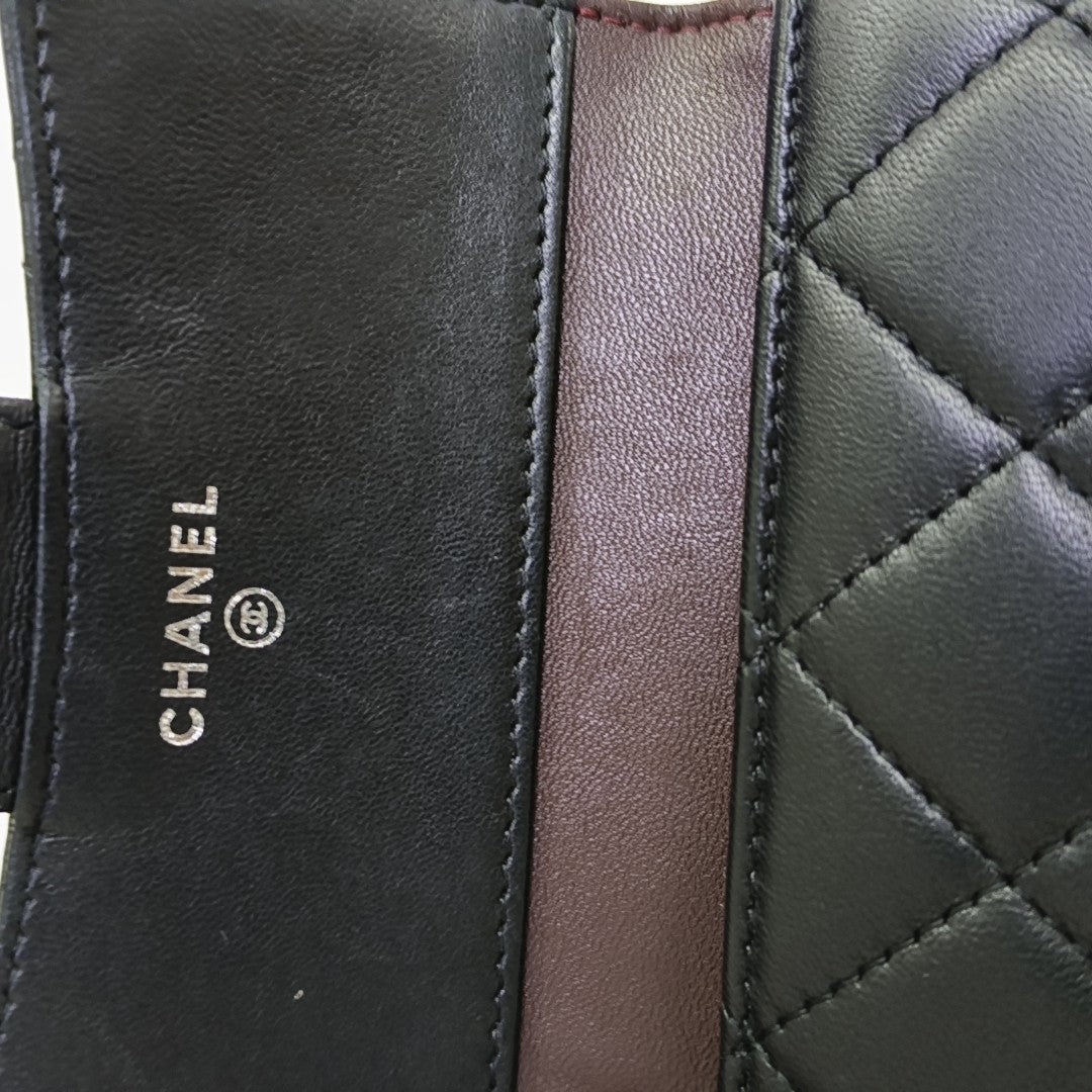 CLASSIC FLAP Small Quilted Lambskin Black Wallet