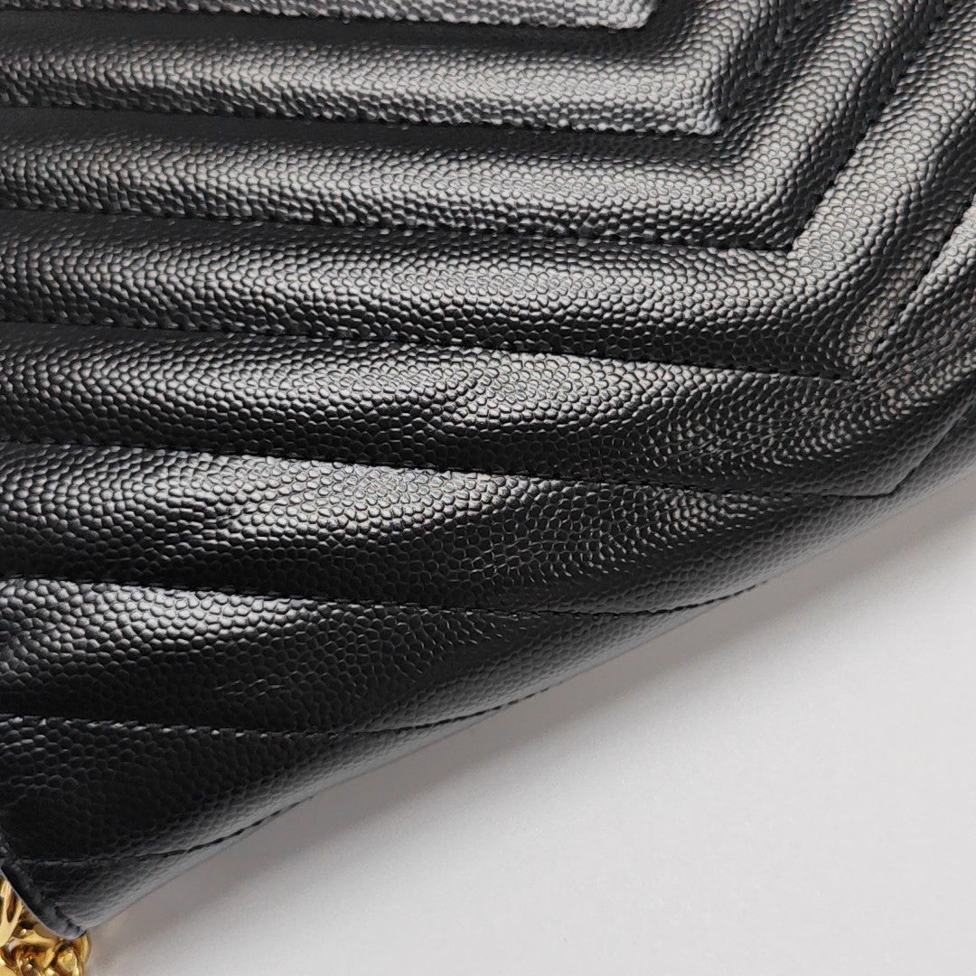 MONOGRAM Medium Chevron Calfskin Black
