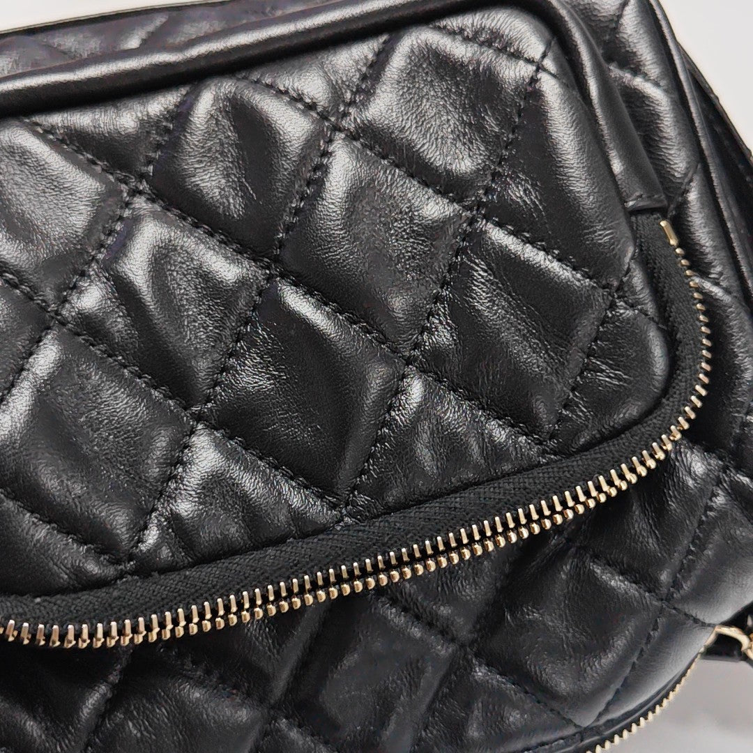 Quilted Lambskin Shoulder Bag Black