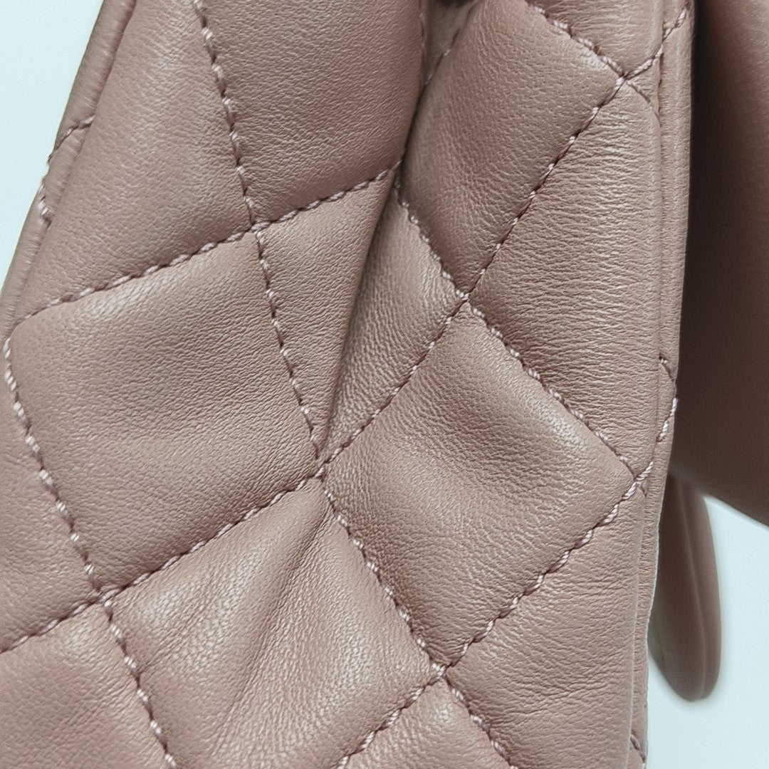 CLASSIC FLAP Mini Quilted Lambskin Pink