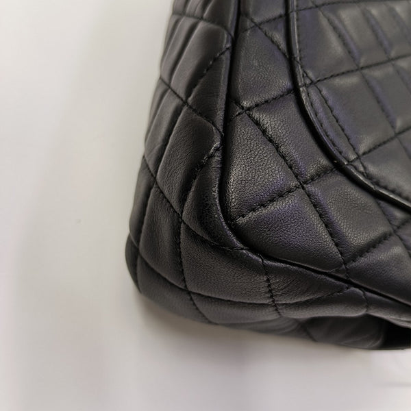 CLASSIC FLAP Mini Quilted Lambskin Black