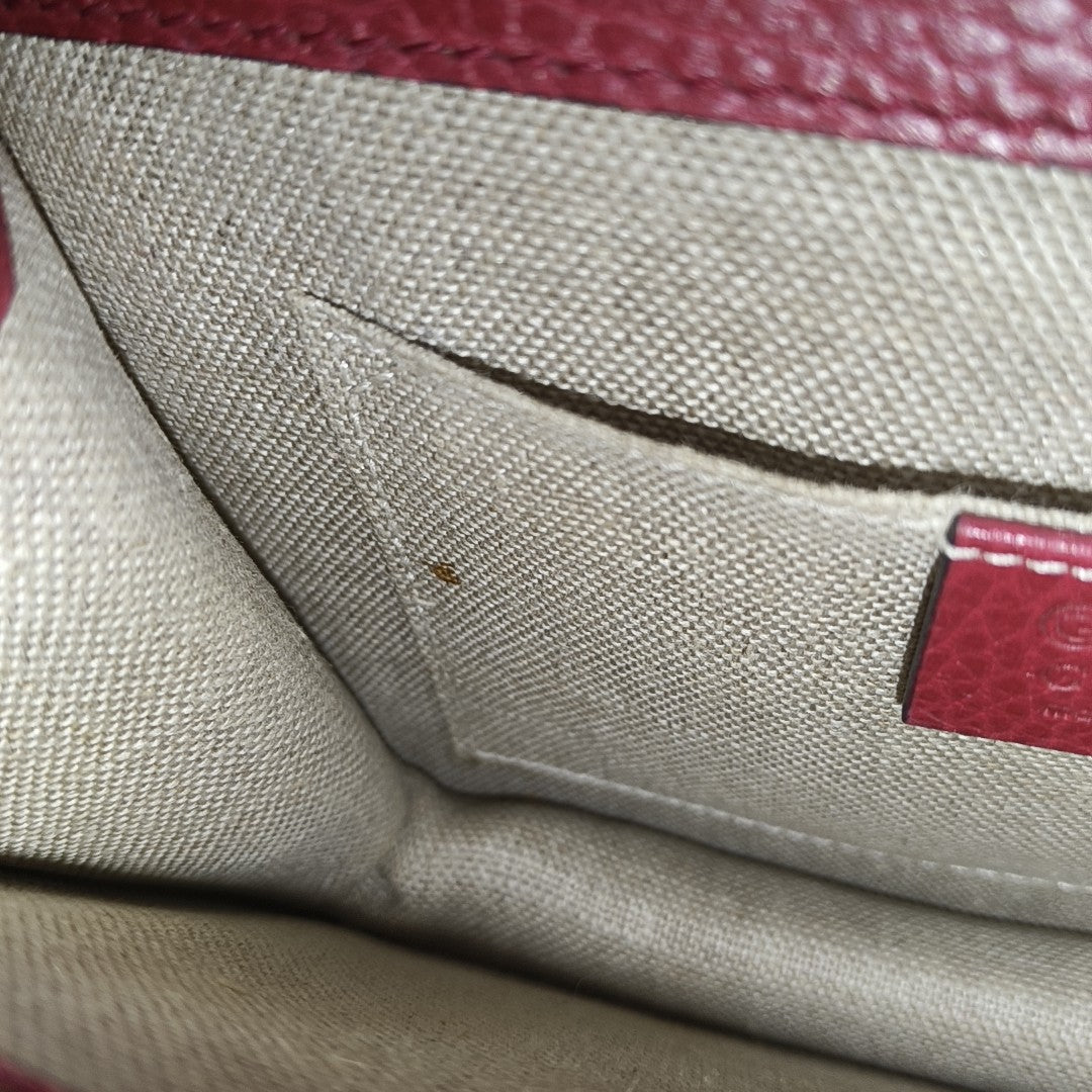 Interlocking G Small Calfskin Red