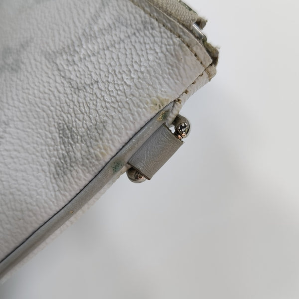 POCHETTE CHAINE GM Monogram Coated Canvas White