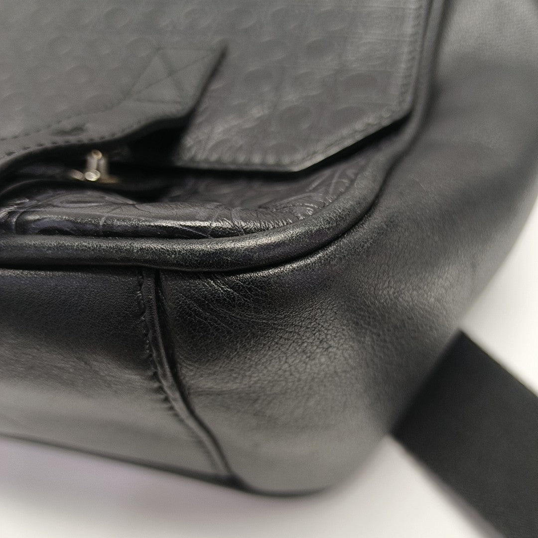 Calfskin Shoulder Bag Black