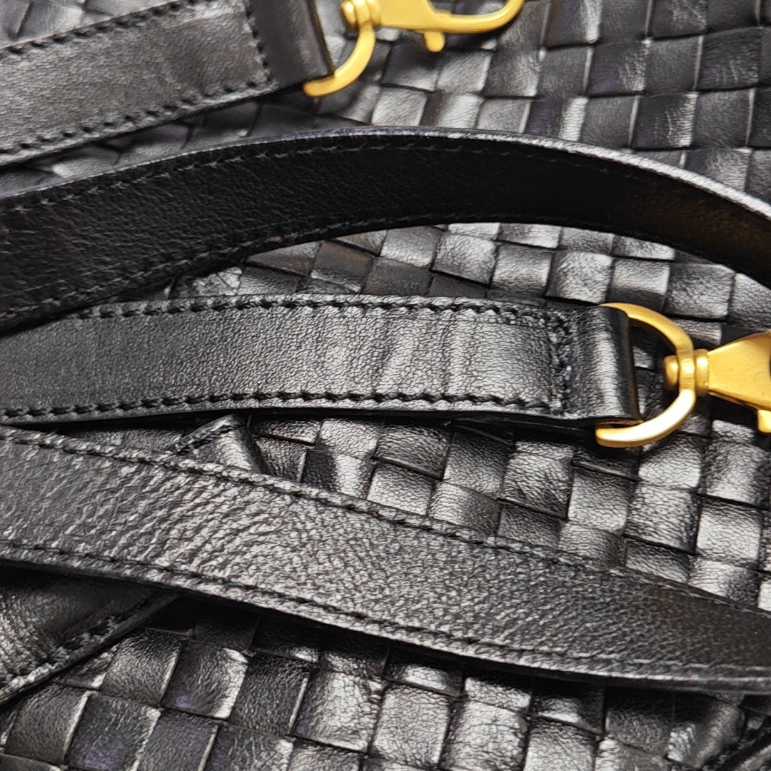 Calfskin Shoulder Bag Black