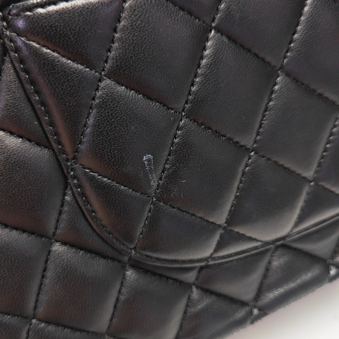 CLASSIC FLAP Medium Quilted Lambskin Black