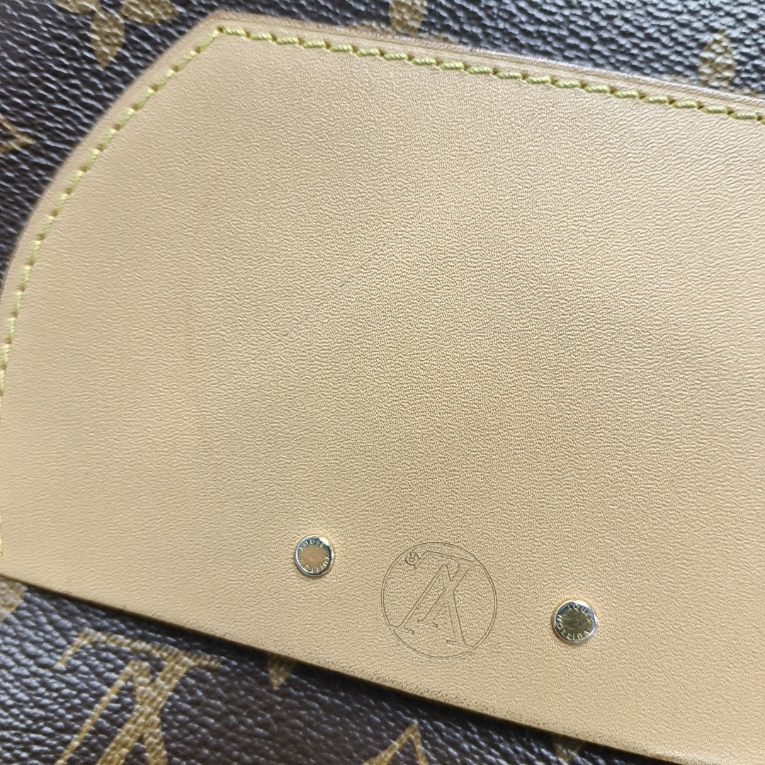 BOITE CHAPEAU MM Monogram Coated Canvas Brown