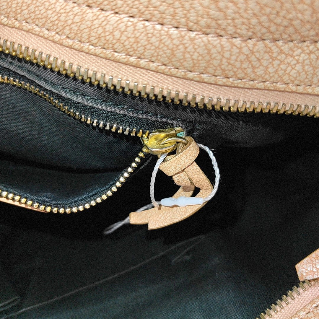 Classic Metallic Edge City Leather Pink