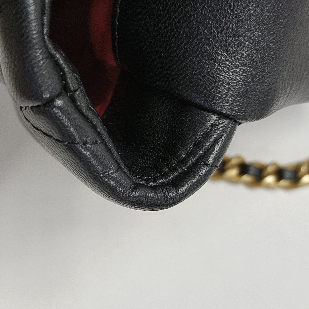 CHANEL 19 Medium Quilted Lambskin Black