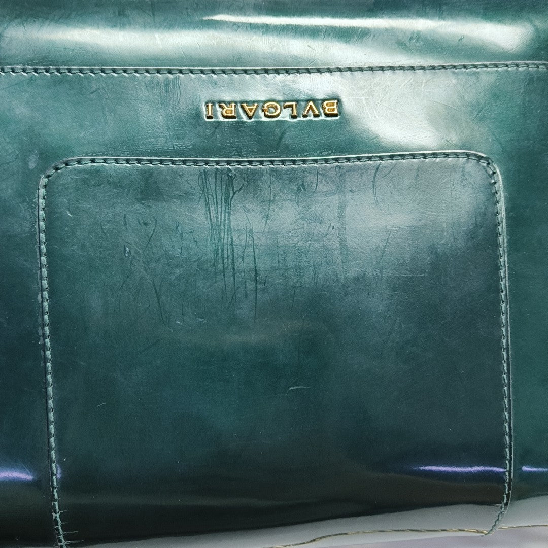 SERPENTI FOREVER Medium Quilted Patent Leather Green