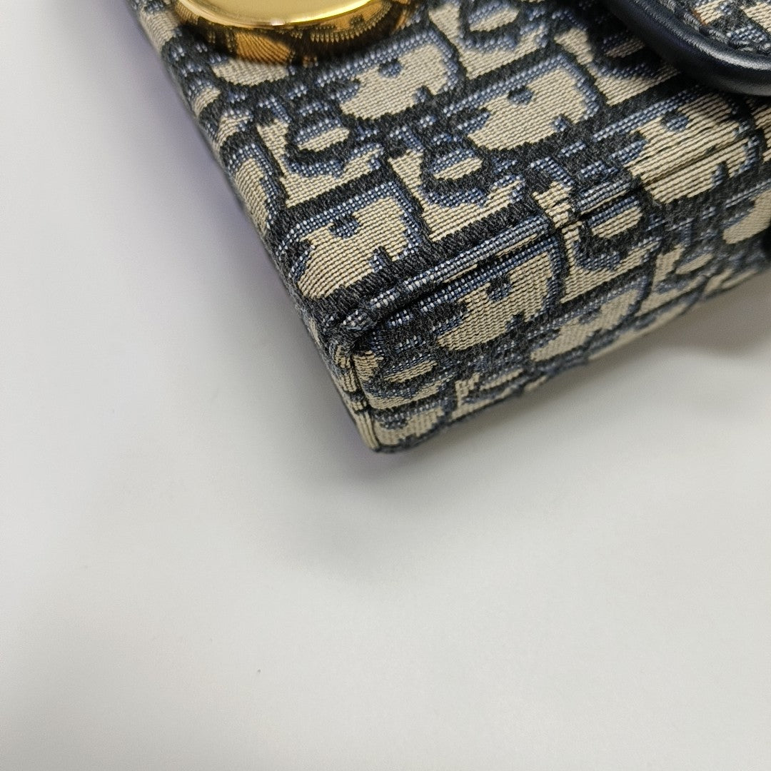 30 Montaigne Mini Oblique Canvas Blue