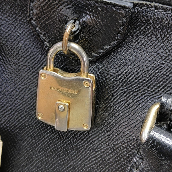 Calfskin Shoulder Bag Medium Black