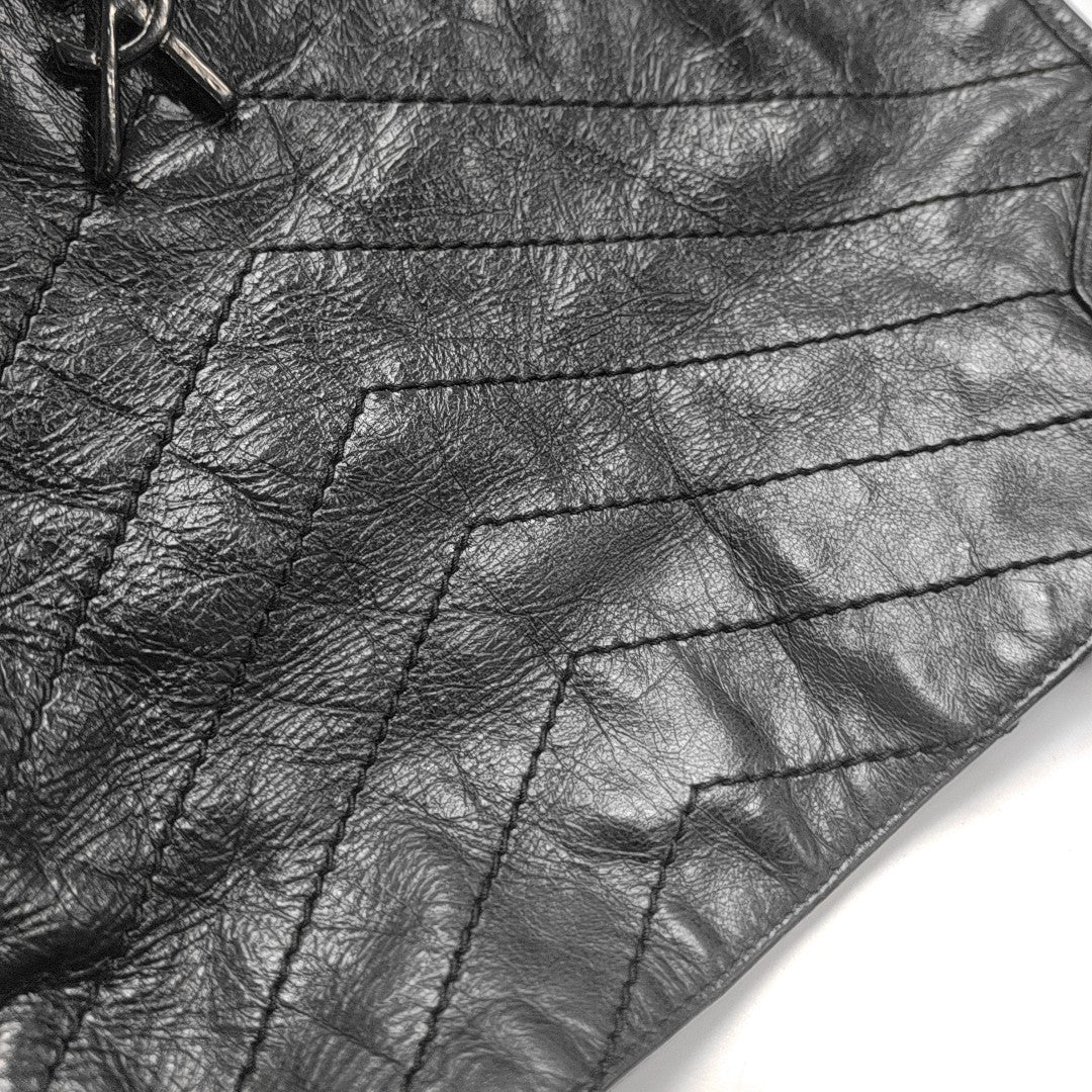 NIKI Medium Chevron Calfskin Black