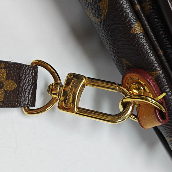 MÉTIS MM Monogram Coated Canvas Brown