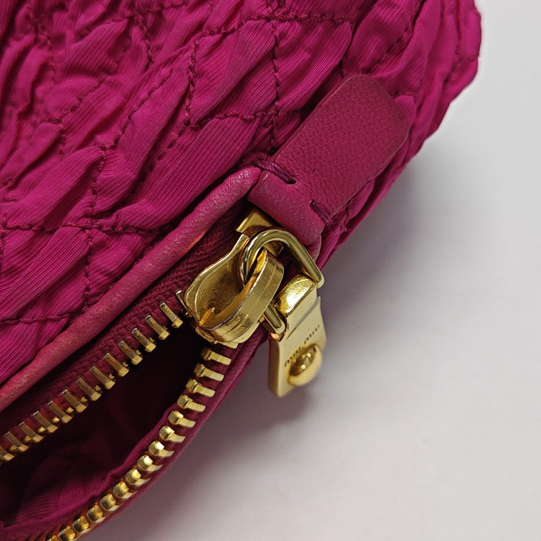 Avenue Quilted Canvas Red