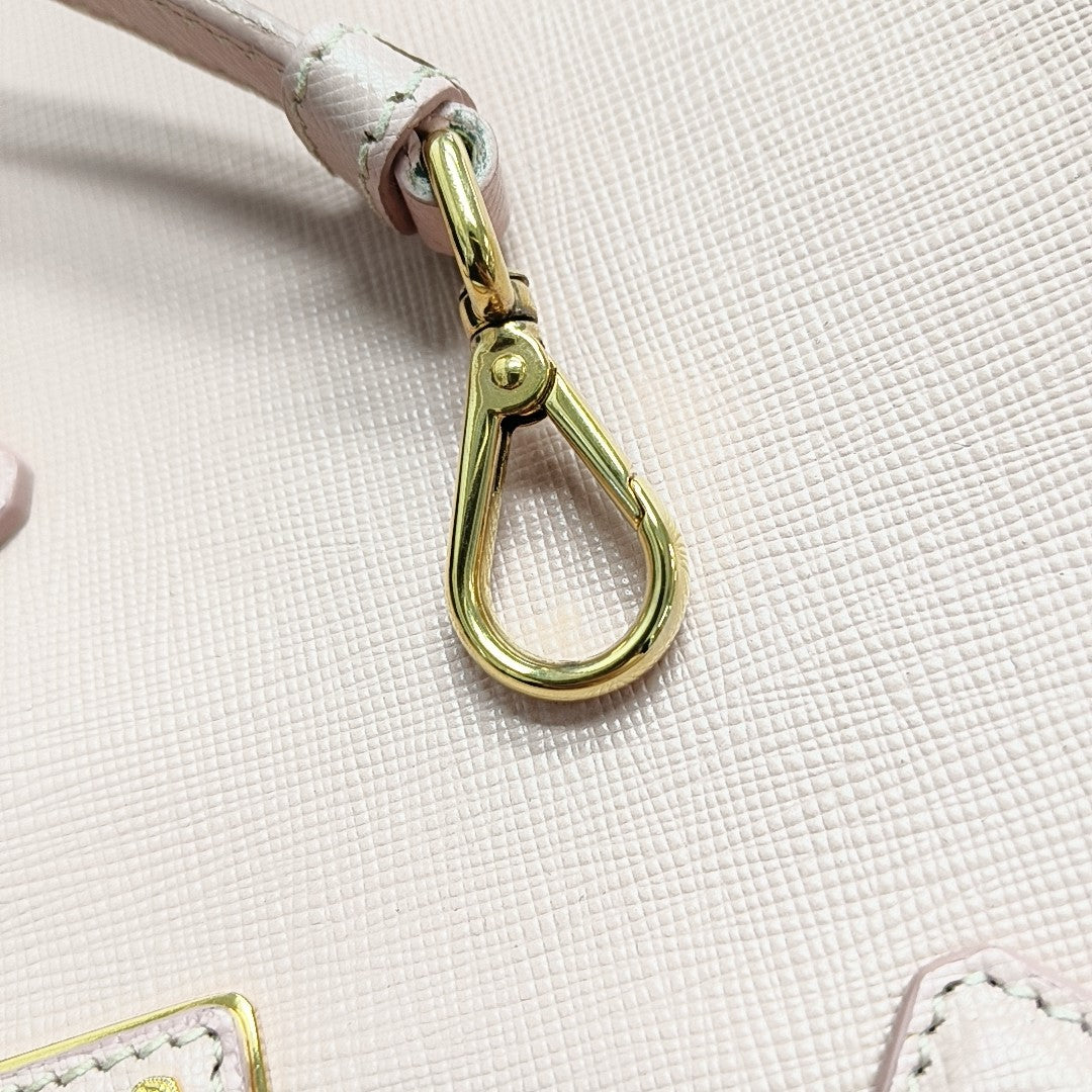 Galleria Small Saffiano Calfskin Pink