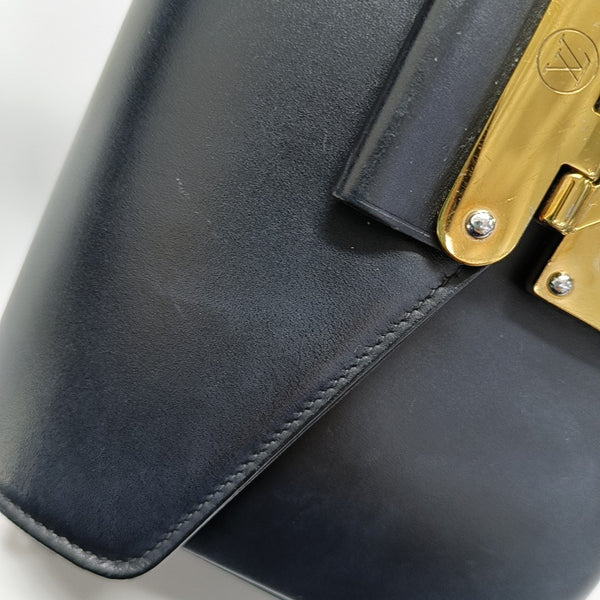 SWING Monogram Calfskin Black