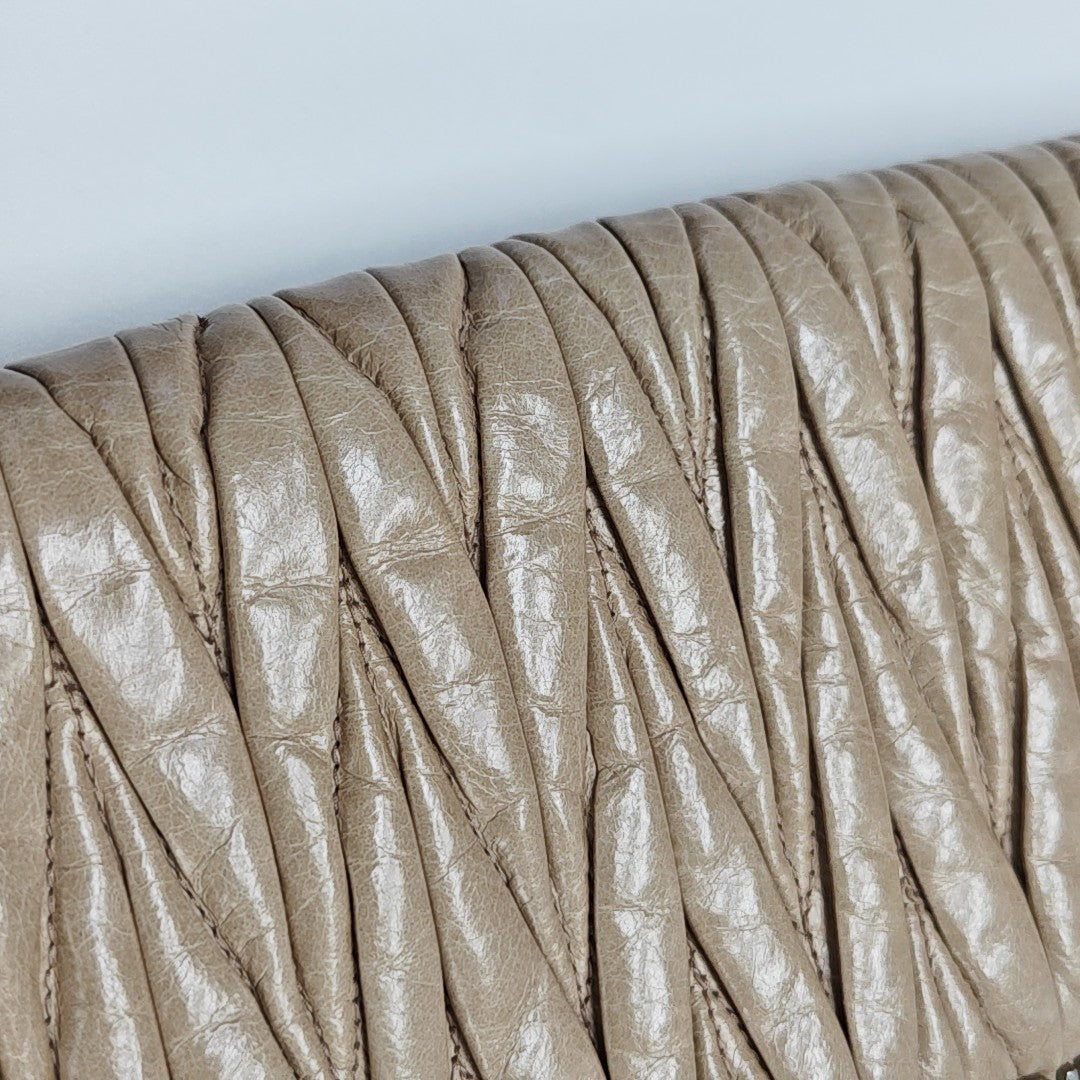 Miu Délice Quilted Lambskin Beige