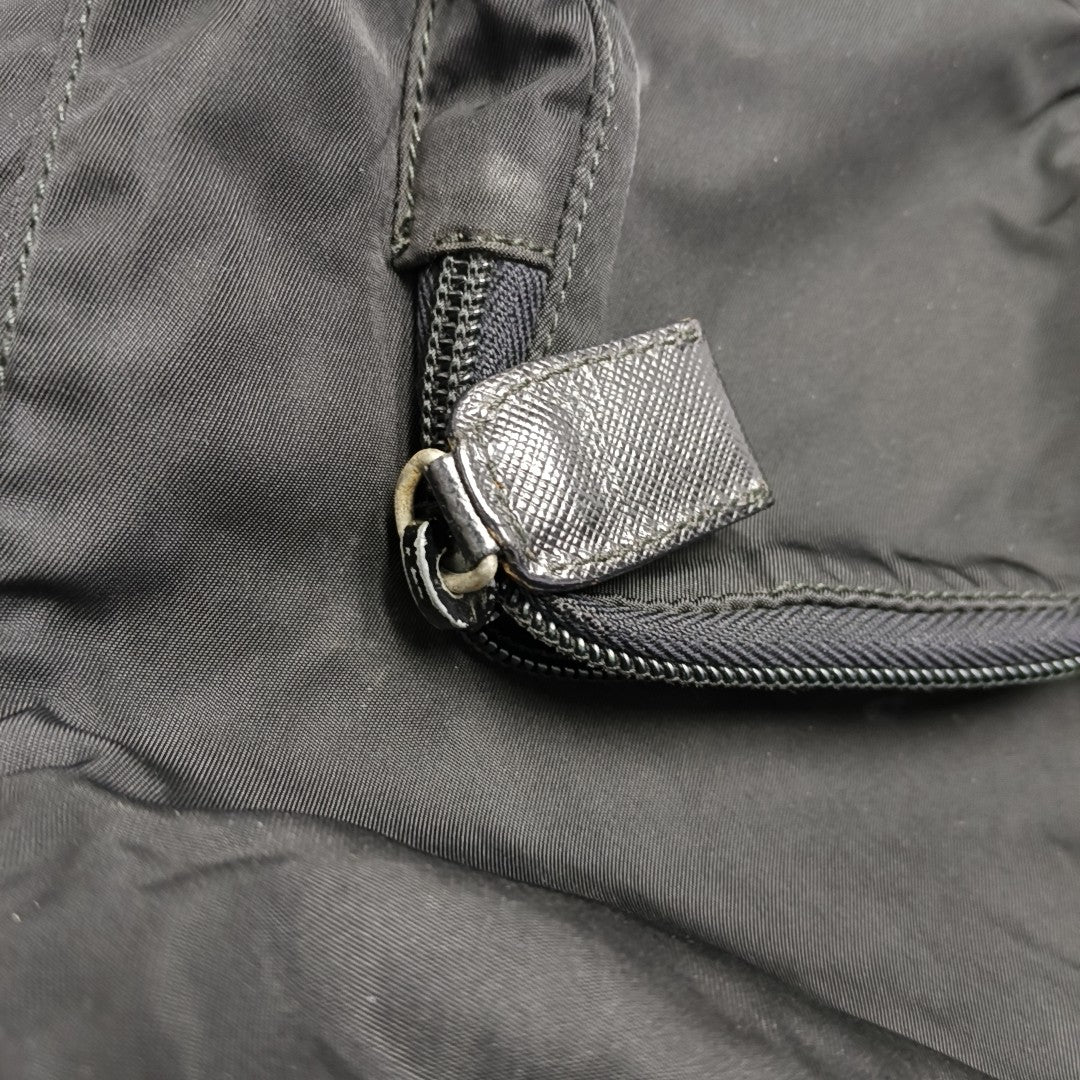 Vela Nylon Black