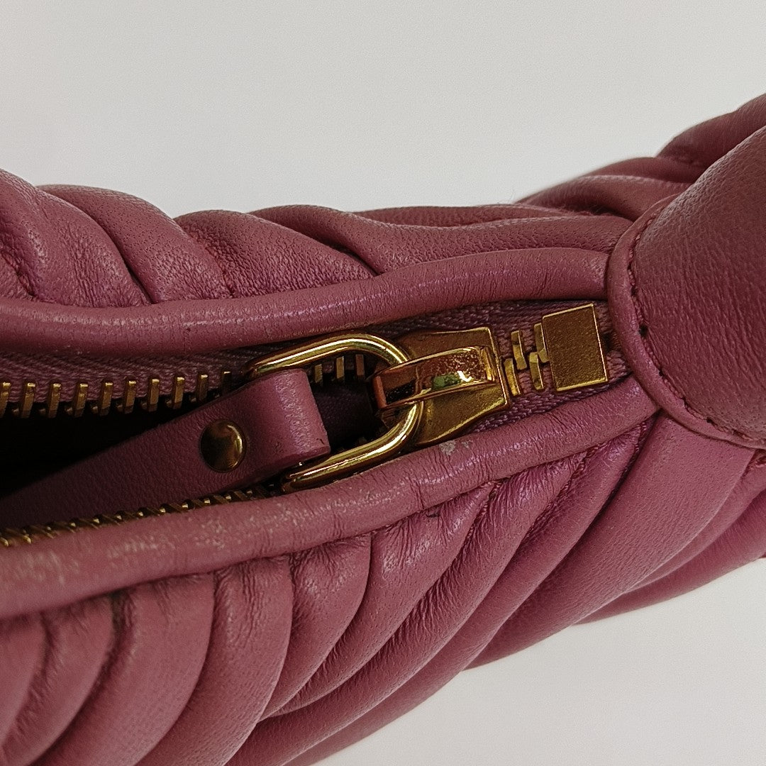 Wander Matelassé Small Quilted Lambskin Pink