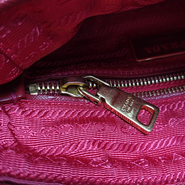Quilted Nylon Shoulder Bag Red
