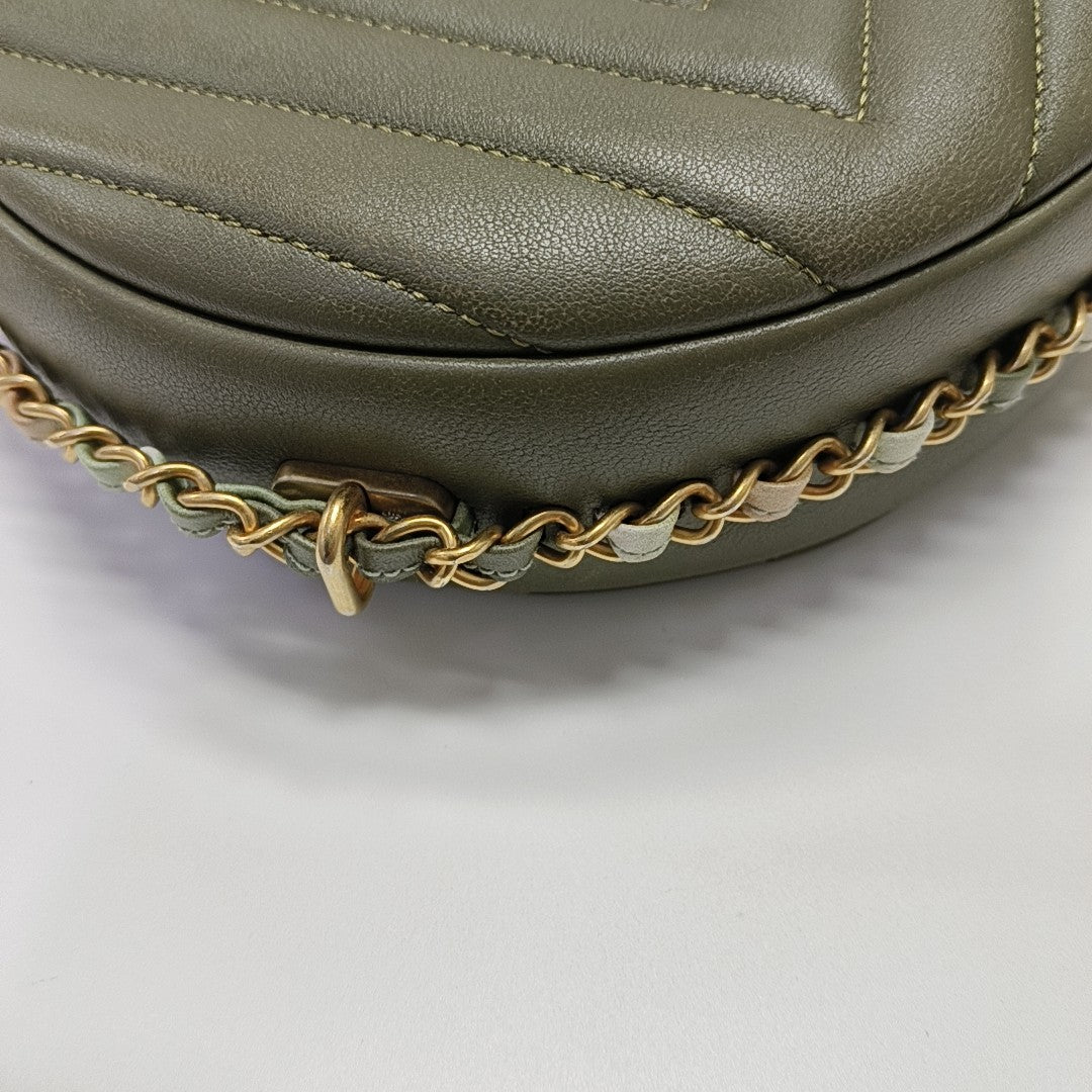 Chevron Calfskin Shoulder Bag Green