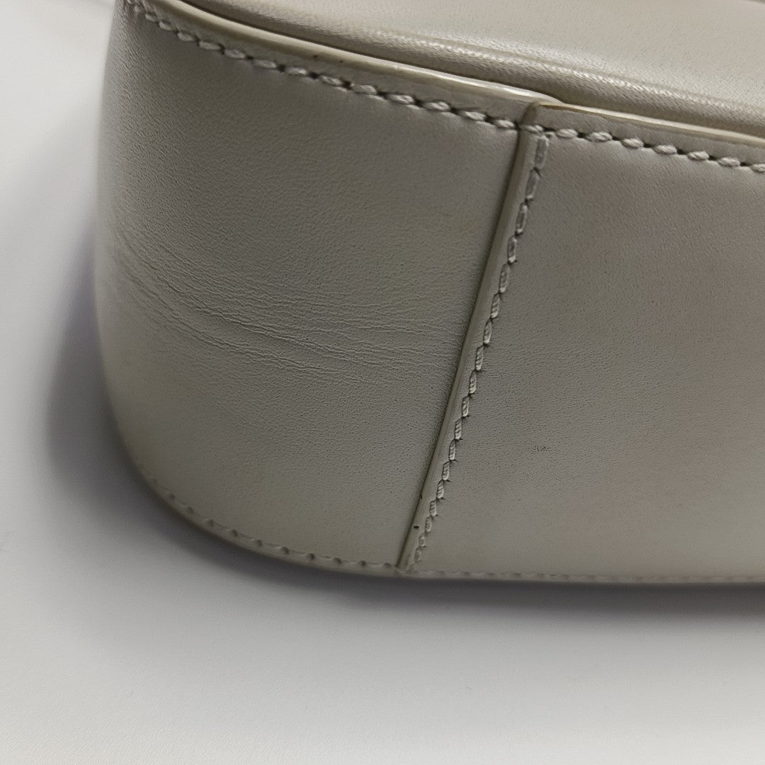 LE 5 À 7 Small Calfskin White