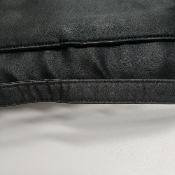 Bolso de mano de nailon negro