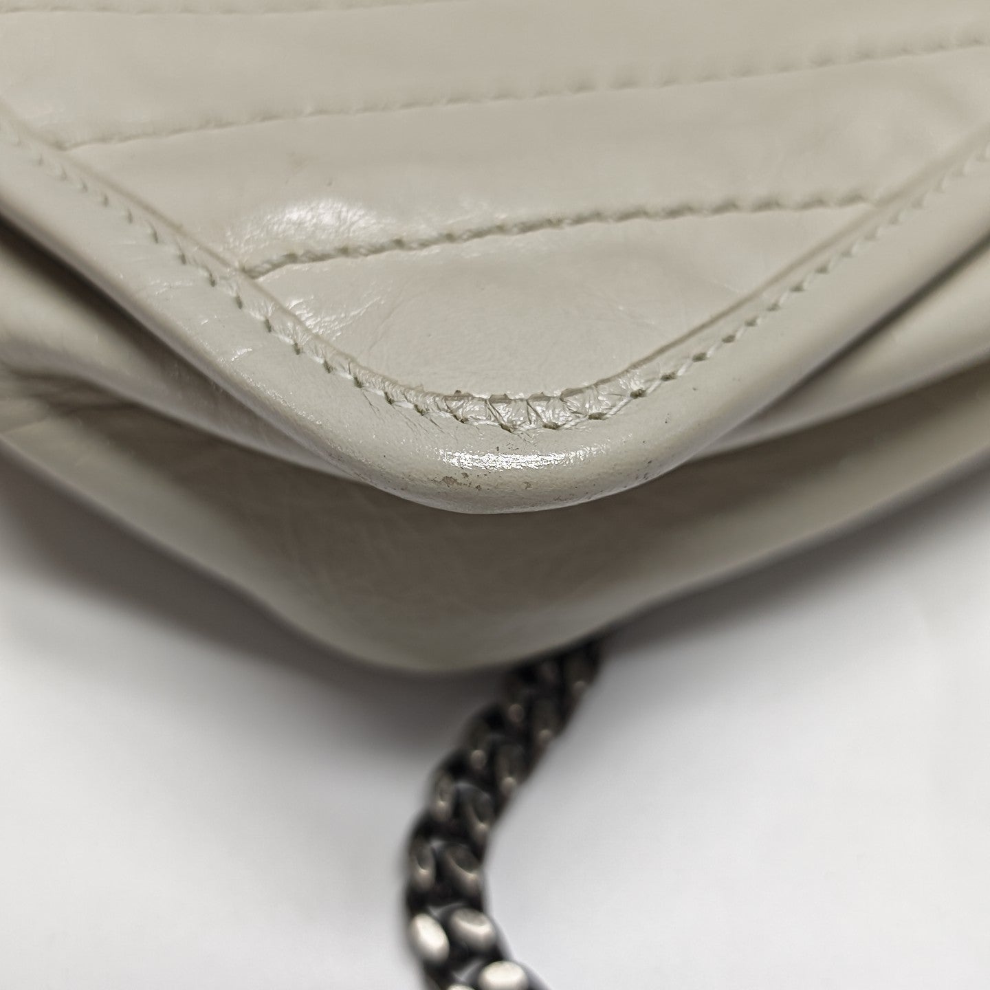 NIKI Small Chevron Calfskin White