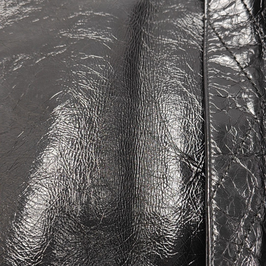 NIKI Medium Chevron Calfskin Black