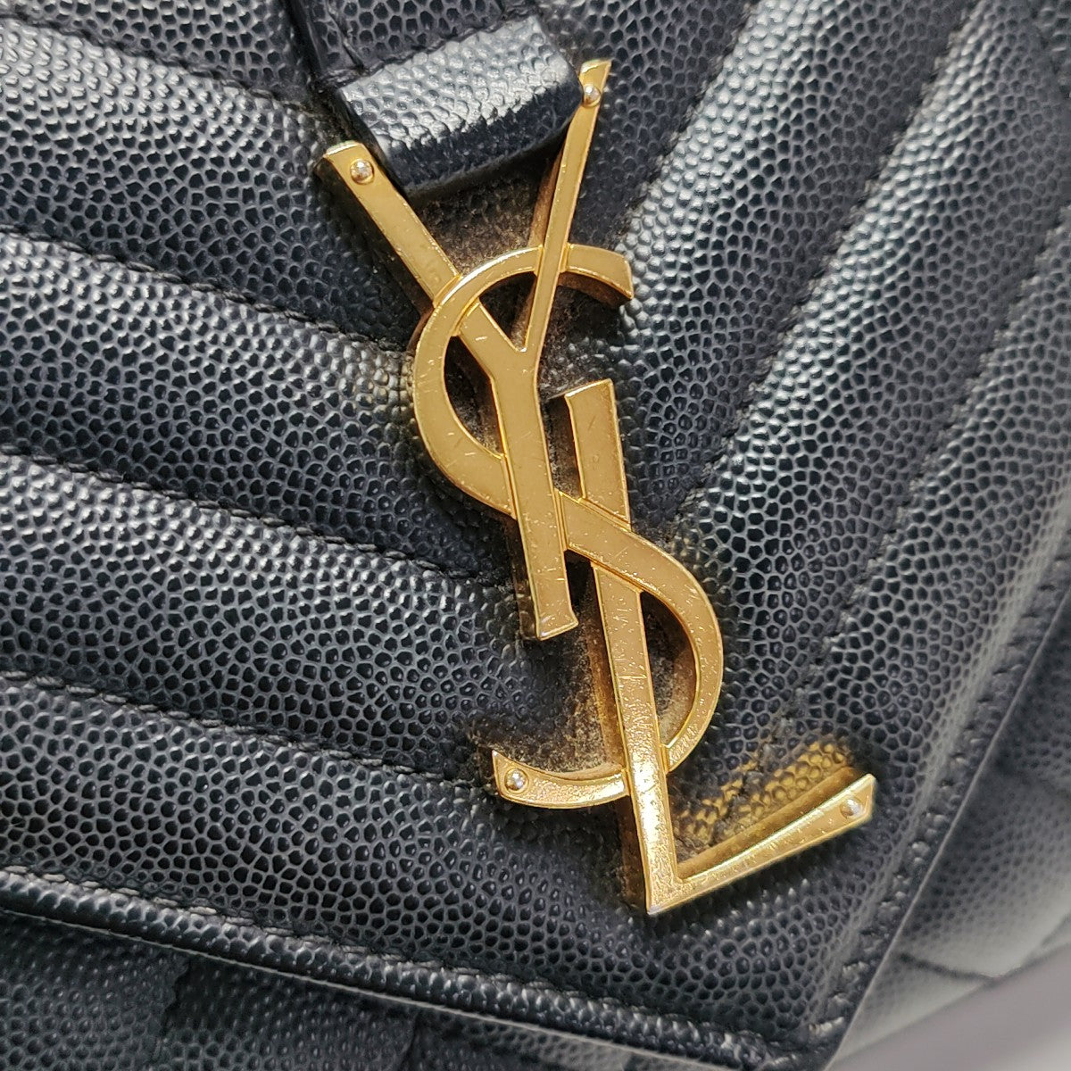 ENVELOPE Small Chevron Calfskin Black