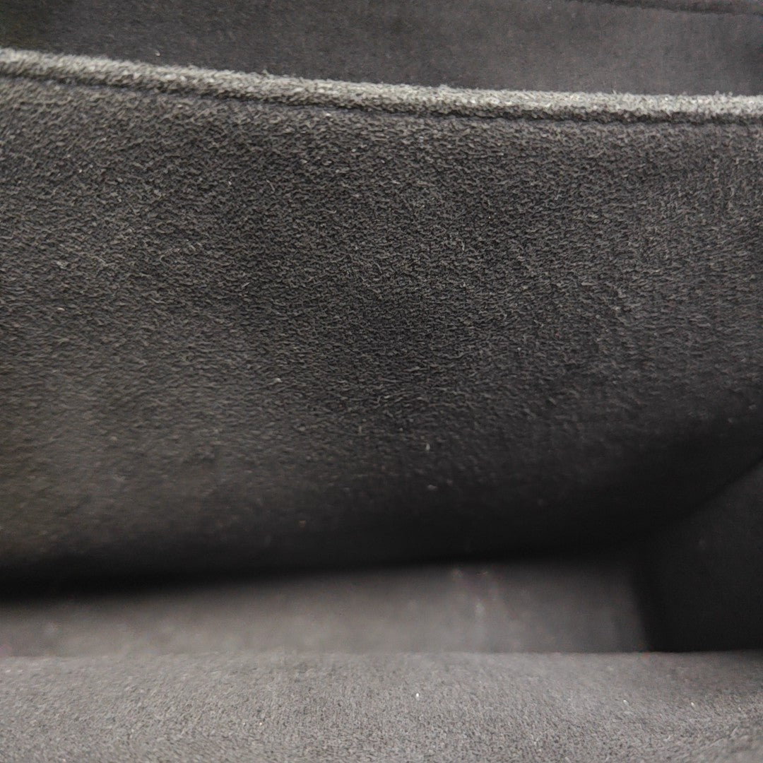 Kan I Medium Calfskin Black