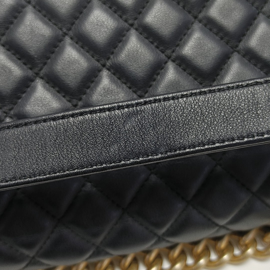 BOY CHANEL Medium Quilted Calfskin Black
