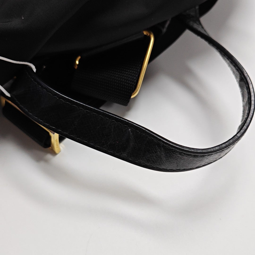 Vela Nylon Black