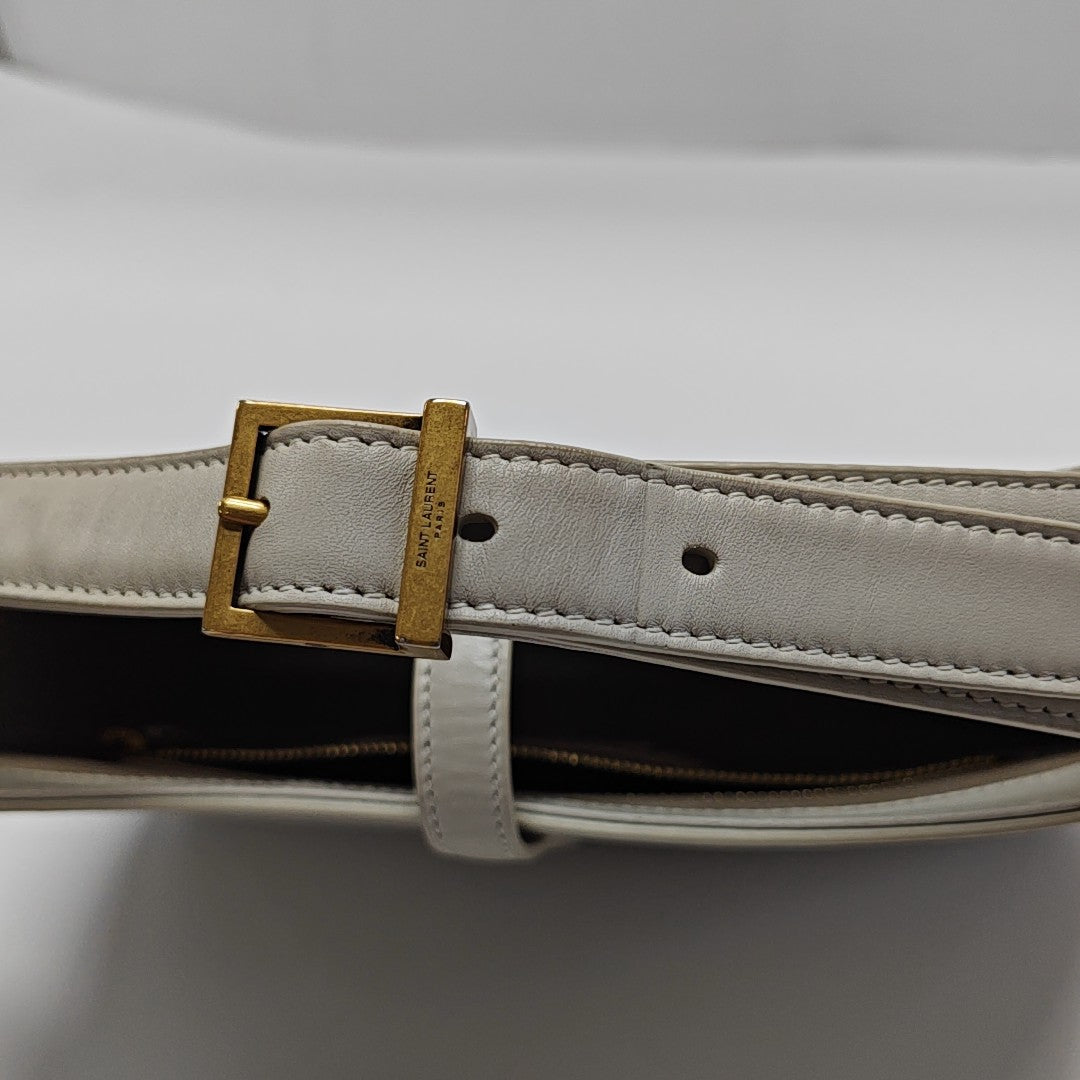 LE 5 À 7 Small Calfskin White