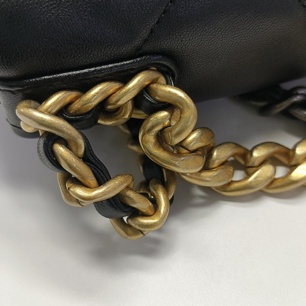 CHANEL 19 Small Quilted Lambskin Black