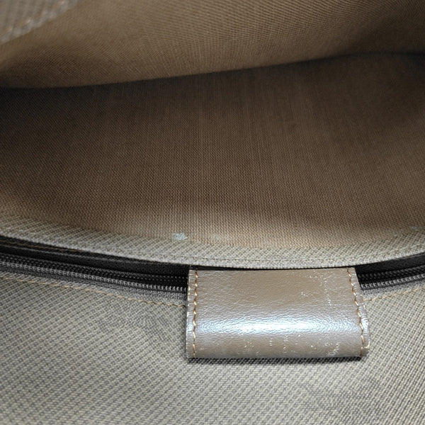 Canvas Medium Beige