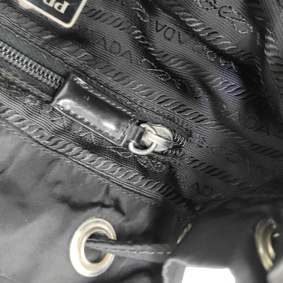 Vela Small Nylon Black