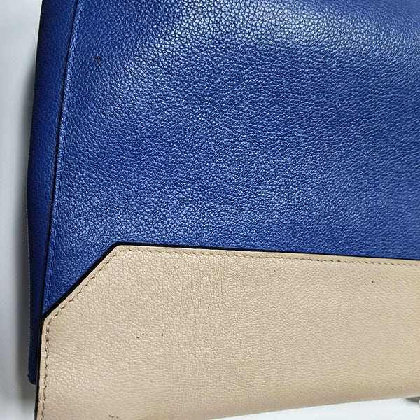 Authenticated pre-owned  LOCKME Calfskin Blue - Shoulder Bag at Looply