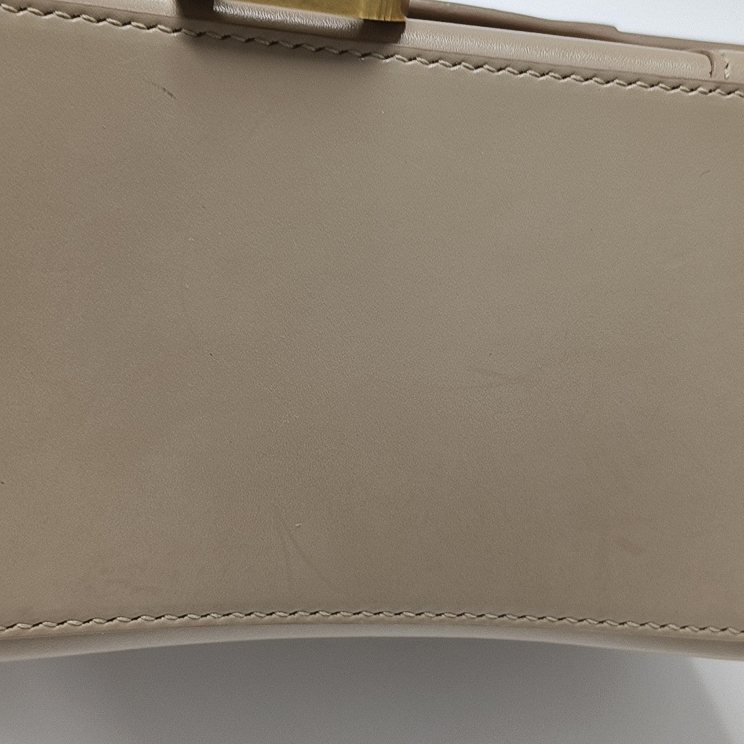 Hourglass S Calfskin Beige