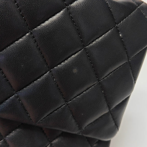 CLASSIC FLAP Medium Quilted Lambskin Black