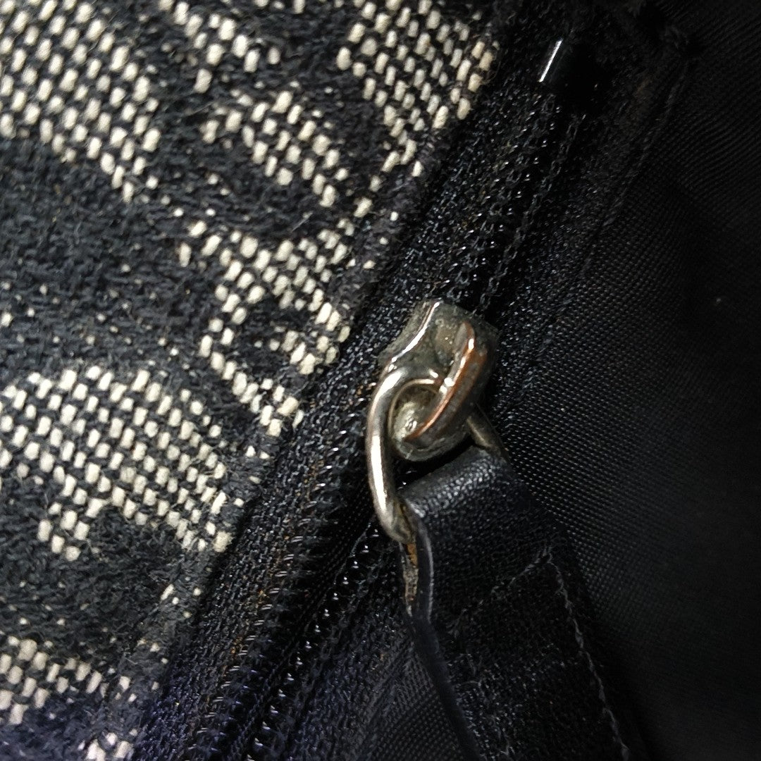 Oblique Canvas Shoulder Bag Black