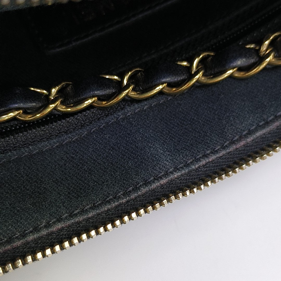 Quilted Patent Leather Shoulder Bag Black