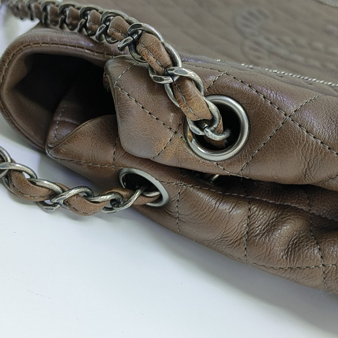 LUXURY LINE Quilted Calfskin Gray