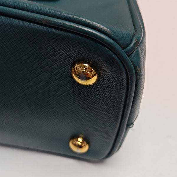 Galleria Medium Saffiano Calfskin Green