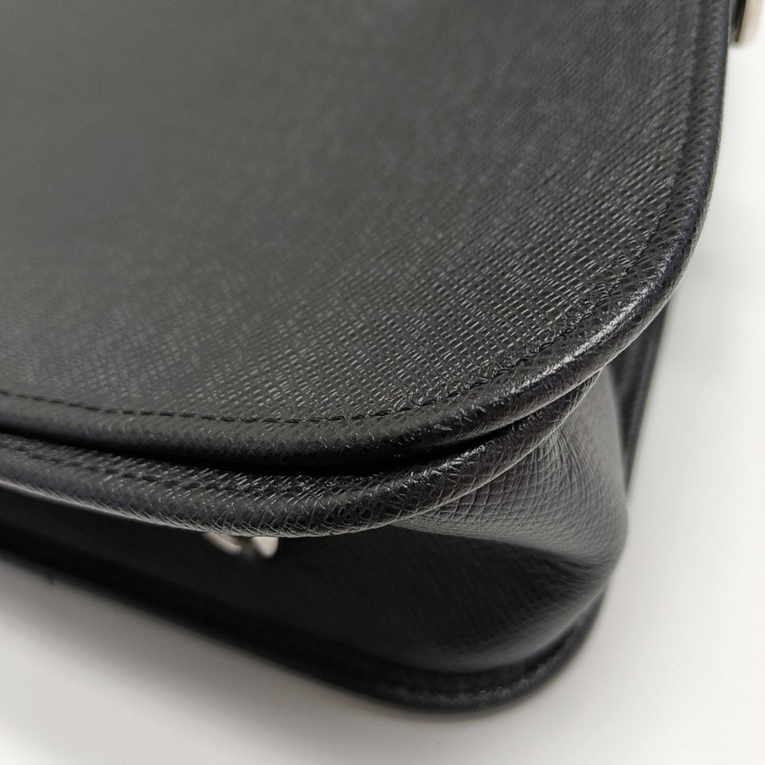 ANDREI Calfskin Black