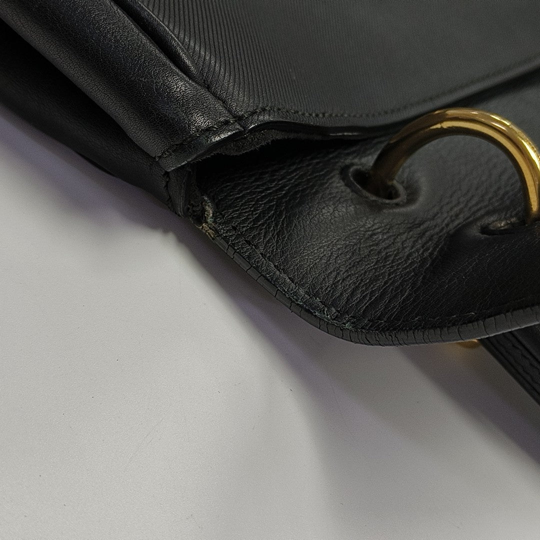 DK88 Medium Calfskin Black