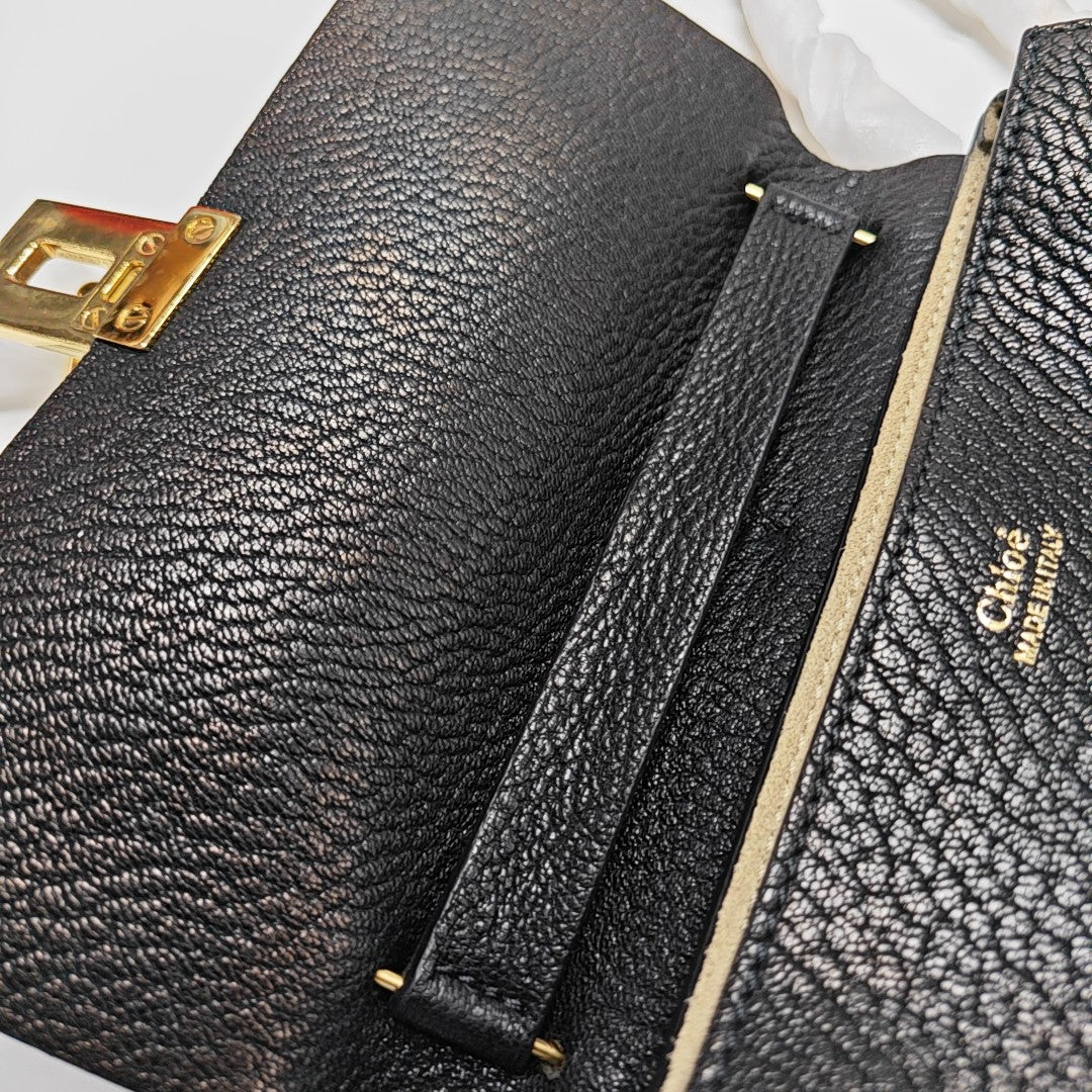 Drew Medium Calfskin Black