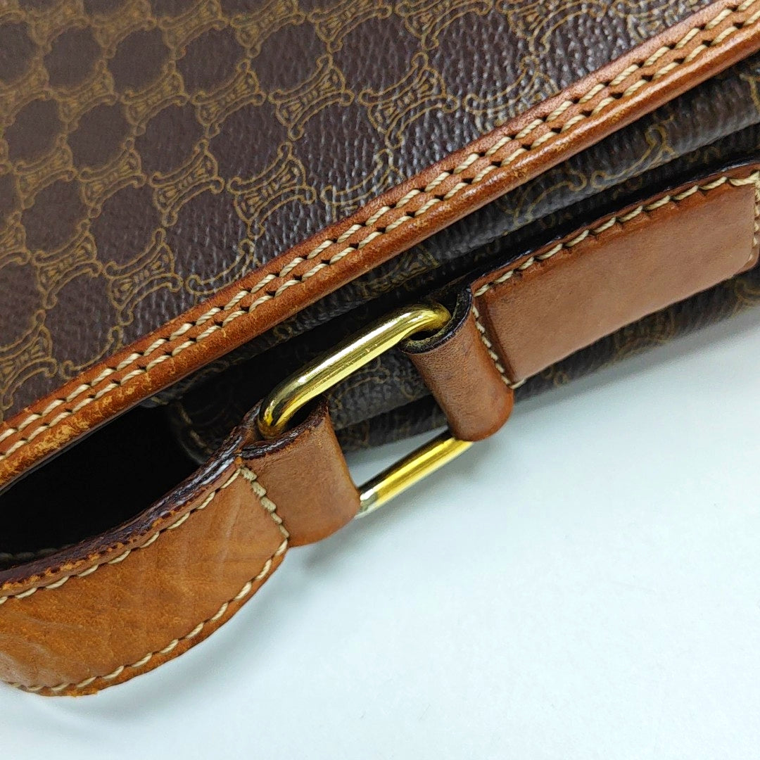 Coated Canvas Brown