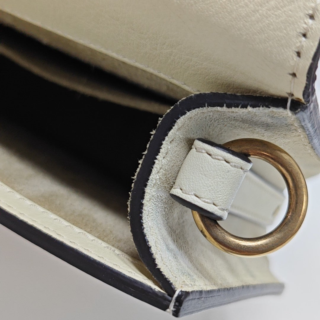 Nile Medium Calfskin White